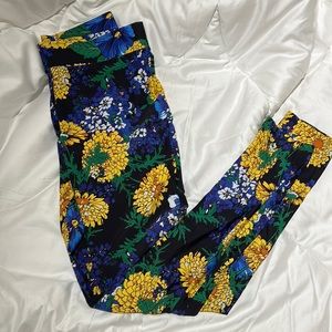 Urban outfitters floral printed leggings